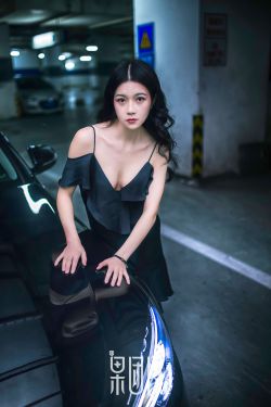 日韩美女人体艺术摄影